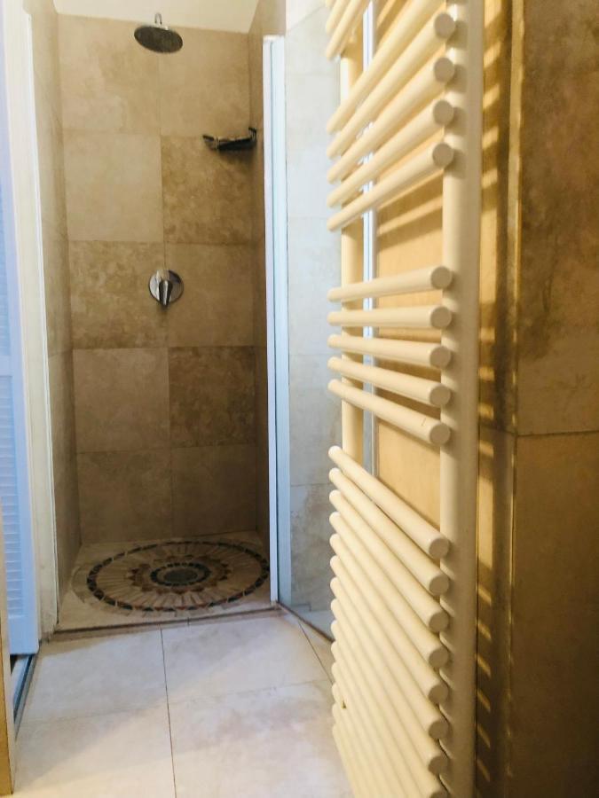 Bel appartement bien placé au cœur de Cannes Exterior foto